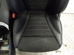 Mercedes Benz EQC N293 (2019–2026) Salons un tā detaļas - 9