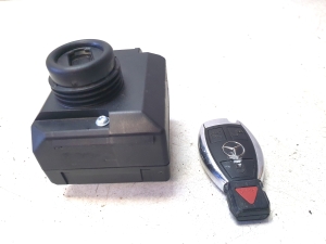Mercedes Benz C-Class 204 (2007–2014) Ignition switch A2075450108 - 2