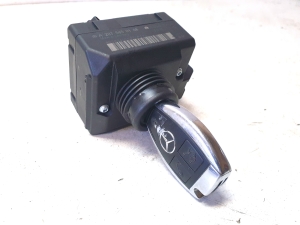 Mercedes Benz C-Class 204 (2007–2014) Ignition switch A2075450108 - 5