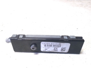 Mercedes Benz C-Class 204 (2007–2014) Antenna amplifier A2048200089 - 2
