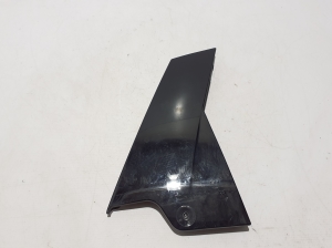   Rear side door outer window molding  - 822342795R 