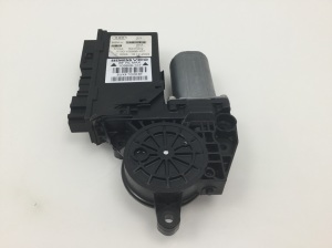 AUDI A4 B6 (2000–2005) Fensterhebermotor vorne 8E2959801 - 4