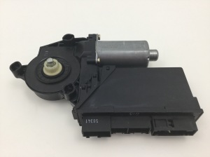 Fensterhebermotor vorne - 8E2959801