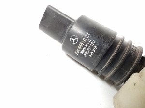 Mercedes Benz E-Class W212 (2009–2015) Front windshield washer pump A2048660221 - 3