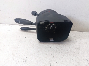 Mercedes Benz C-Class 204 (2007–2014) Suunatulede lüliti A2049001104 - 3