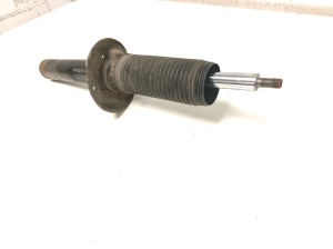 Volkswagen Tiguan (2007–2016) Eesmine amortisaator 5N0413031K - 3