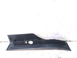 Mercedes Benz C-Class 204 (2007–2014) Inner sill trim A2046860236 - 5