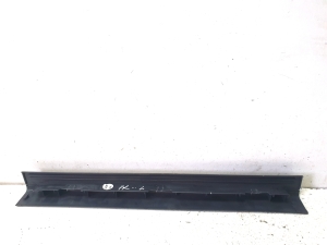 Mercedes Benz C-Class 204 (2007–2014) Inner sill trim A2046860136 - 2