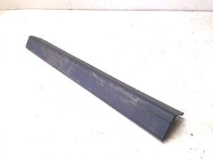 Mercedes Benz C-Class 204 (2007–2014) Inner sill trim A2046860136 - 3