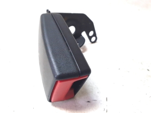 Mercedes Benz C-Class 204 (2007–2014) Tagaistme turvavöö lukk 2048602769 - 2