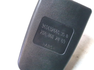 Mercedes Benz C-Class 204 (2007–2014) Aizmugurējā drošības jostas sprādze 2048602869 - 4