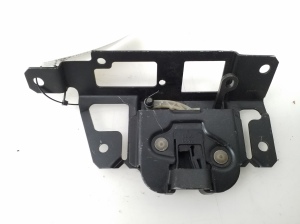BMW 3 SERIES E46 (1998–2007) Trunk lid lock 7026192 - 2