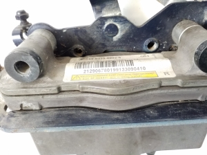 Mercedes Benz E-Class W212 (2009–2015) Motorhaubenaufprallsensor A2048800228 - 2