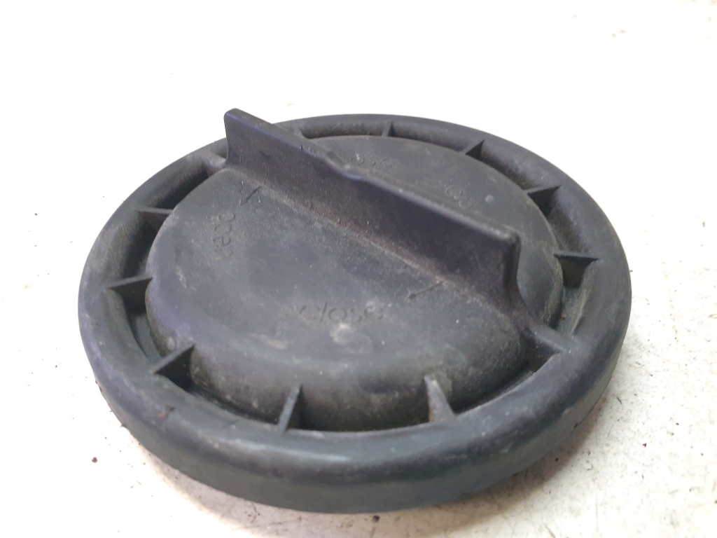 Mercedes Benz C-Class 204 (2007–2014) Scheinwerferabdeckung 1305219122 Mercedes Benz C-Class 204 (2007–2014) Scheinwerferabdeckung 1305219122