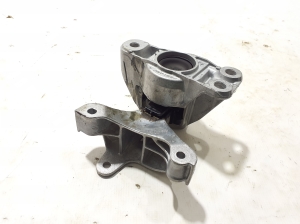 RENAULT Austral (2022–2026) Engine mount 112329241R - 2