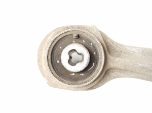 Mercedes Benz E-Class W212 (2009–2015) Querlenker vorne A2123302711 - 4