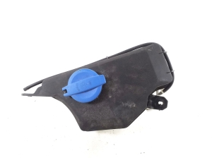   Front washer fluid reservoir  - 98610GI000 
