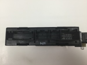 AUDI A4 B6 (2000–2005) Hinterer Seitentür-Fensterhebermotor 8E0959801A - 3