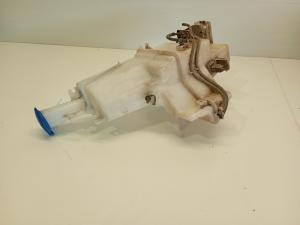Kia Sportage (2010–2016) Front washer fluid reservoir 98610 - 4
