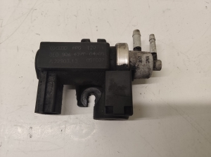 Solenoid - 8E0906627C
