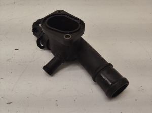 AUDI A4 B7 (2004–2008) Radiator hose 038121132D - 3