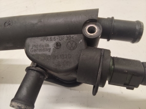 AUDI A4 B7 (2004–2008) Radiator hose 038121132D - 4