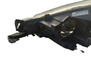 Citroen C3 (2009–2016) Scheinwerfer vorne 9673814380 - 2