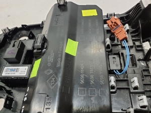 RENAULT Austral (2022–2026) Muu valgustus 969813460R - 3