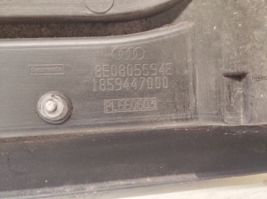 AUDI A4 B7 (2004–2008) Radiator support and its parts 8E0805594E - 3