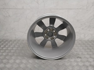 VOLVO V70 III (2007–2017) Velg 31200601 - 3
