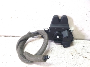 Trunk lid lock - A2047500185