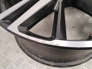 VOLVO V60 (2010–2018) Felge 32143051 - 2