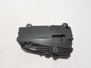 VOLVO S90 (2016–2026) Esiklaasinäidik (HUD) 31376712 - 4