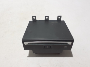 VOLVO S90 (2016–2026) Audio, Video, Navigation 31374694 - 3