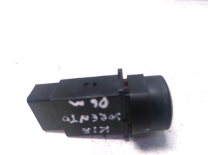 Kia Sorento (2002–2009) Warnblinkschalter 864W0140 - 3