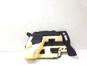 RENAULT Austral (2022–2026) Trunk side trim panel 849500325R - 3
