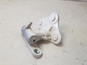 Rear side door lower hinge - 