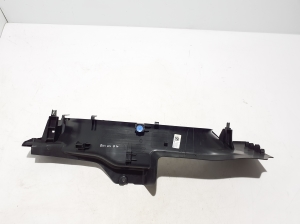 RENAULT Austral (2022–2026) Inner sill trim 769539168R - 2