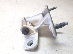 Mercedes Benz GL-Class 166 (2012–2015) Front door lower hinge - 3