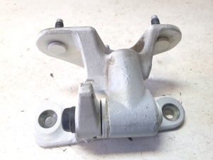 Mercedes Benz GL-Class 166 (2012–2015) Front door lower hinge - 4