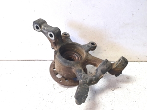 Mercedes Benz C-Class 204 (2007–2014) Front wheel hub - 5