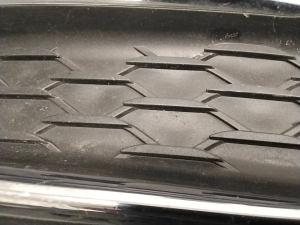 Mercedes Benz GLE-Class 167 (2019–2026) Priekšējā bampera apakšējā reste A1678857403 - 2