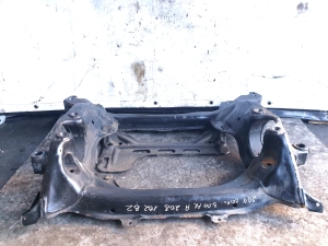 Mercedes Benz C-Class 204 (2007–2014) Eesmine alusraam A2126280457 - 6
