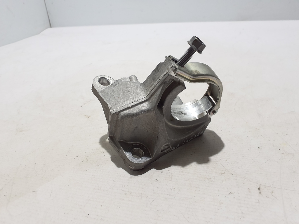 RENAULT Austral (2022–2026) Front drive shaft bracket 397744115R RENAULT Austral (2022–2026) Front drive shaft bracket 397744115R