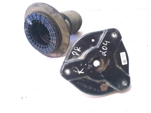 Mercedes Benz C-Class 204 (2007–2014) Esiamortisaatori ülemine tugi laagriga A2043201273 - 2