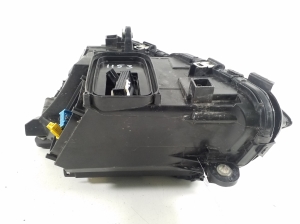 Mercedes Benz C-Class 205 (2014–2021) Scheinwerfer vorne A2059063204 - 8