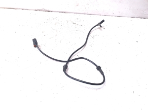 ABS-Sensor vorne - A2045400517