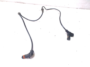 Mercedes Benz C-Class 204 (2007–2014) Front brake pad sensor A2045408605 - 2