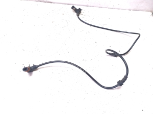 Mercedes Benz C-Class 204 (2007–2014) Front brake pad sensor A2045408605 - 4