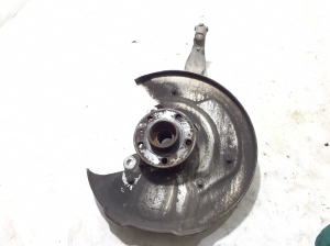 Front wheel hub - 31682225